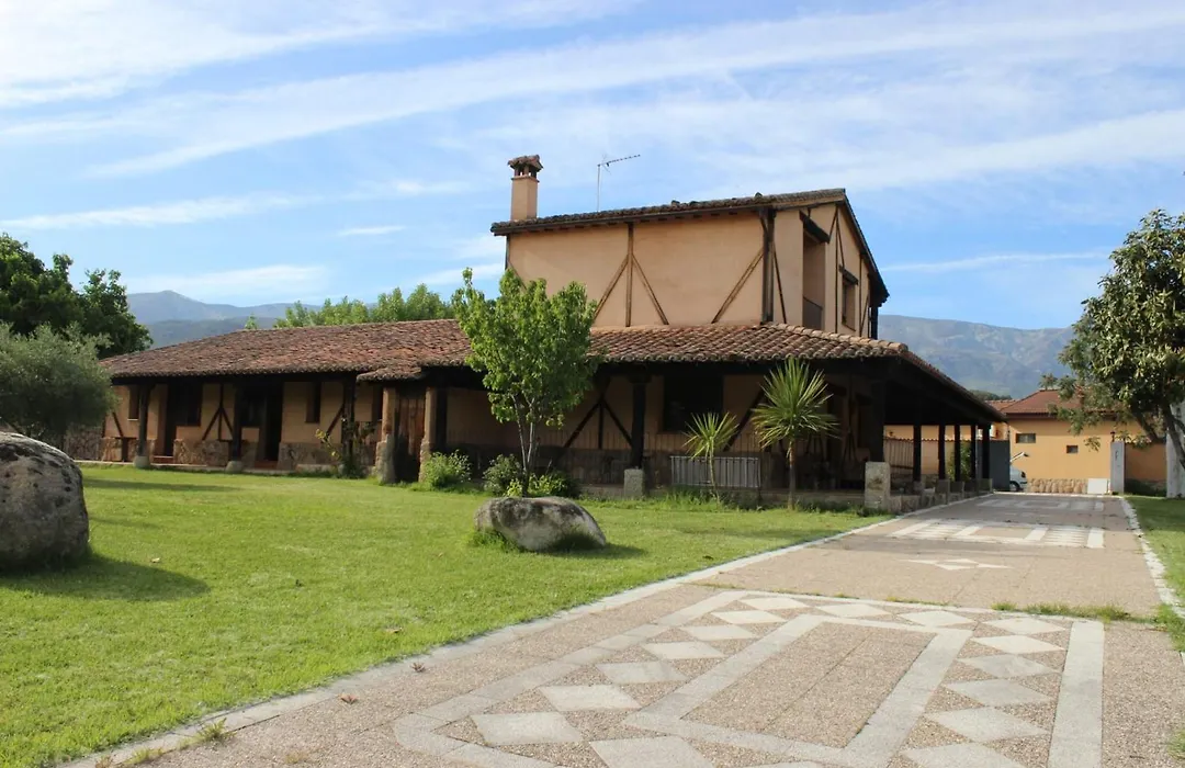 La Muralla de Gredos Hotel Rural-1